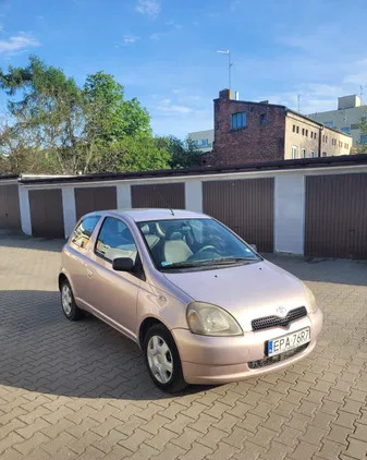 toyota łódzkie Toyota Yaris cena 3900 przebieg: 205558, rok produkcji 1999 z Pabianice